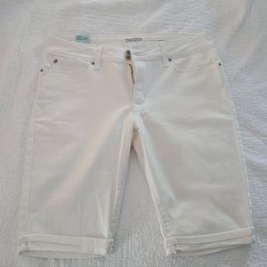 NWT Levi's Denizen white stretch Bermuda shorts